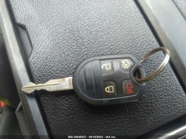 1ZVBP8EM8E5258014 Ford Mustang V6