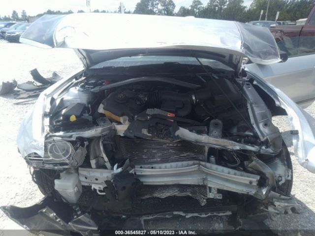 1ZVBP8EM8E5258014 Ford Mustang V6