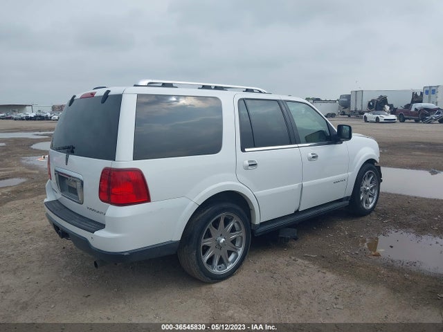 2005 LINCOLN NAVIGATOR LUXURY/ULTIMATE VIN: 5LMFU27575LJ09145