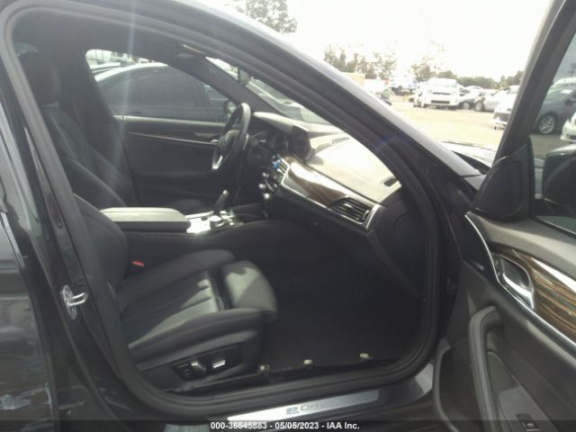 WBAJA9C57KB399314 BMW 5 Series 530e Iperformance
