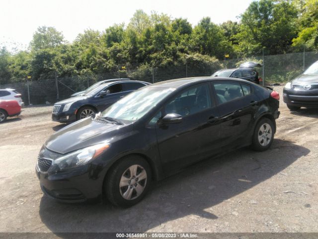 KNAFX4A66G5556050 KIA FORTE LX