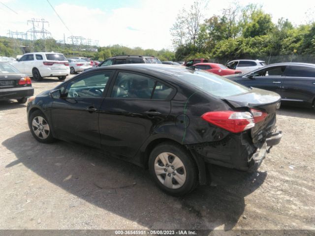 KNAFX4A66G5556050 KIA FORTE LX