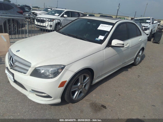 2011 MERCEDES-BENZ C-CLASS C 300 VIN: WDDGF5EB1BR135674