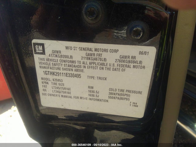 2001 GMC SIERRA 2500HD SLE VIN: 1GTHK29111E330495