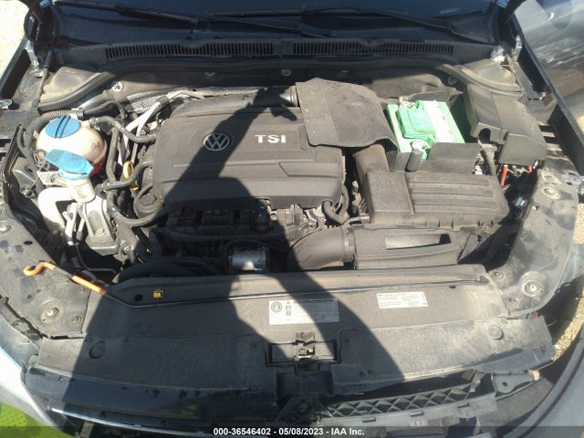 3VWL07AJ9EM374136 Volkswagen Jetta Sedan Sel