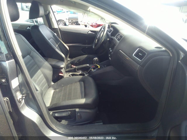 3VWL07AJ9EM374136 Volkswagen Jetta Sedan Sel