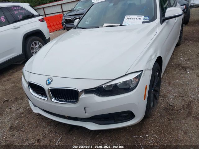 WBA8E1G51HNU13276 BMW 3 Series 320i