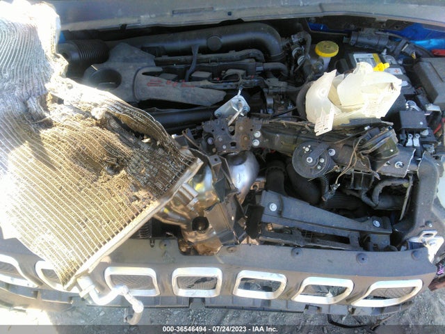 3C4NJDFB7NT117863 Jeep Compass Latitude Lux