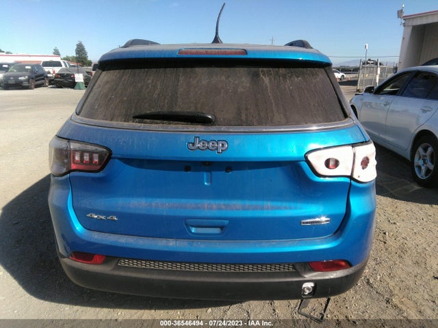 3C4NJDFB7NT117863 Jeep Compass Latitude Lux
