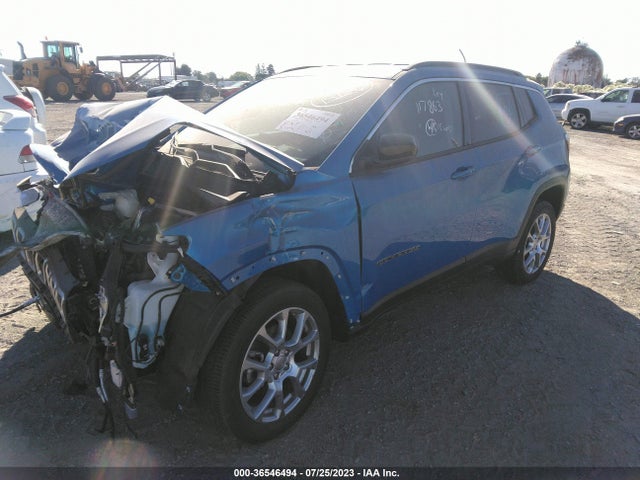 3C4NJDFB7NT117863 Jeep Compass Latitude Lux