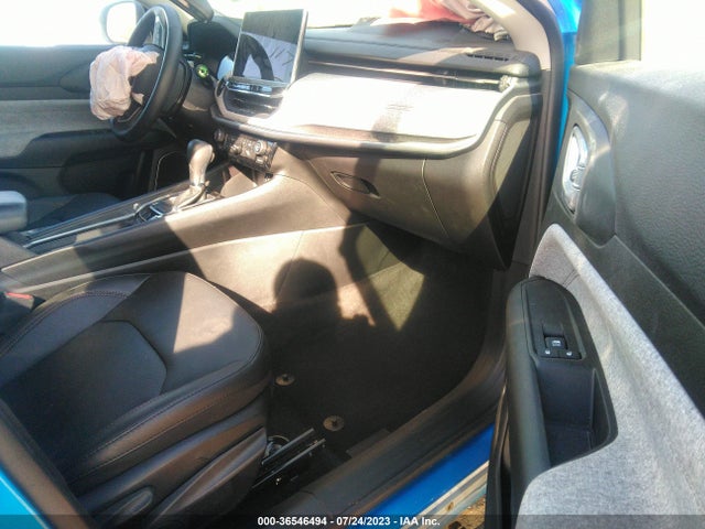 3C4NJDFB7NT117863 Jeep Compass Latitude Lux