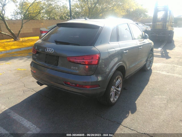 WA1JCCFS3JR035290 Audi Q3 Premium Plus