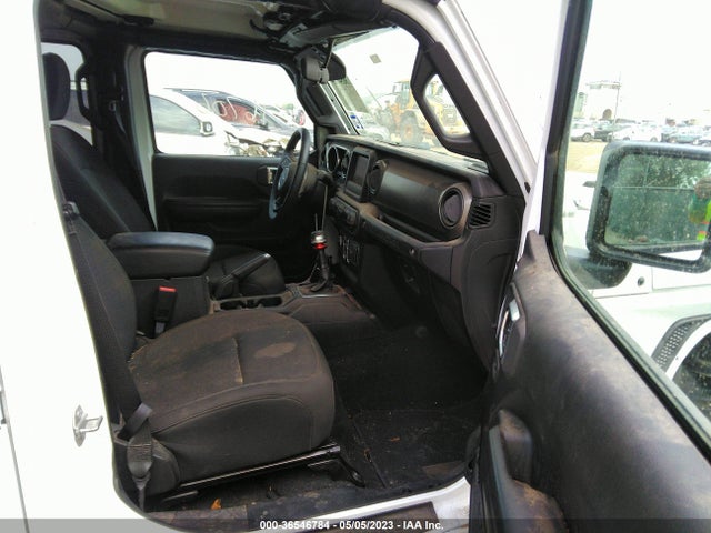 1C4HJXDGXLW106683 Jeep Wrangler Unlimited Sport S