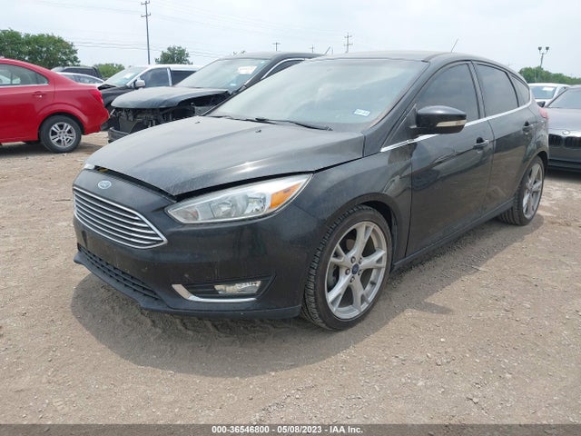 Ford Focus Titanium 2015 1FADP3N26FL323538 Image 2