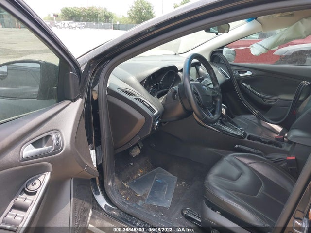 Ford Focus Titanium 2015 1FADP3N26FL323538 Image 6