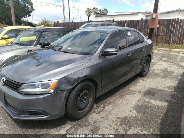3VWD17AJXEM298928 Volkswagen Jetta Sedan Se