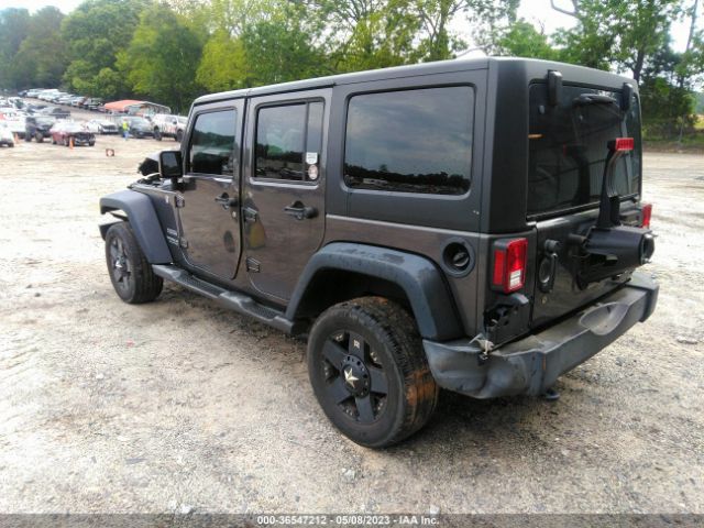 1C4BJWDG5GL306443 Jeep Wrangler Unlimited Sport