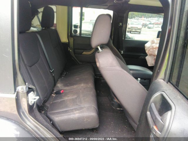 1C4BJWDG5GL306443 Jeep Wrangler Unlimited Sport