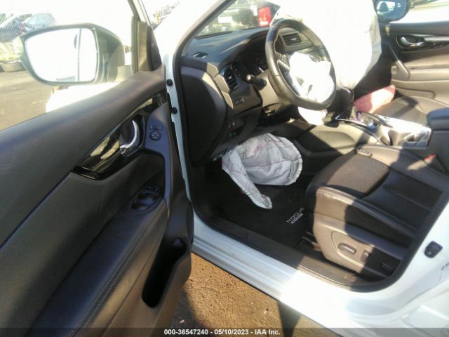 JN1BJ1CV8MW300393 Nissan Rogue Sport Sl