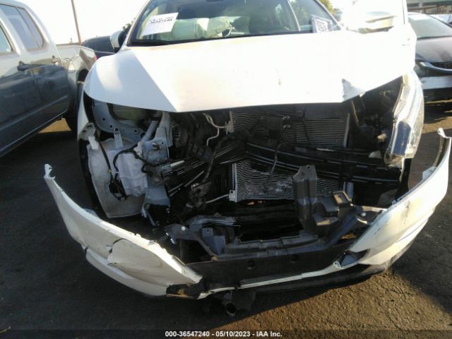 JN1BJ1CV8MW300393 Nissan Rogue Sport Sl