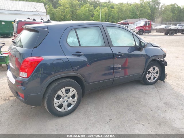 Chevrolet TRAX LS 2018 3GNCJKSB5JL394756 Image 4