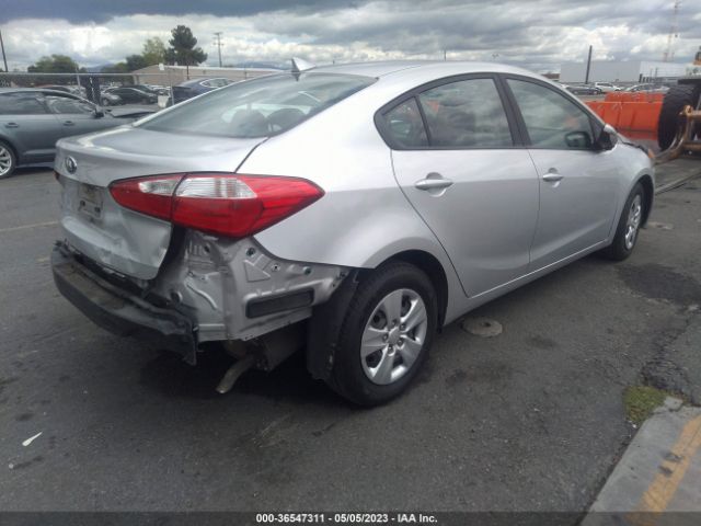 KNAFK4A62G5616162 KIA FORTE LX