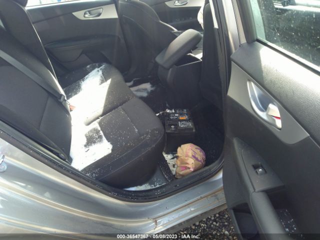 3KPF24AD7PE604661 KIA Forte Lxs