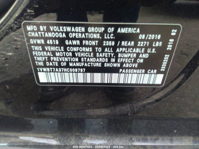 1VWBT7A37HC008797 Volkswagen Passat 1.8t Se