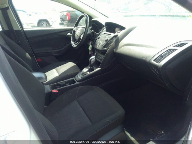 Ford FOCUS SE 2015 1FADP3K27FL255738 Image 5