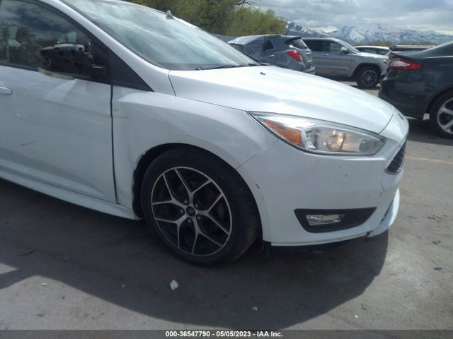 Ford FOCUS SE 2015 1FADP3K27FL255738 Image 6