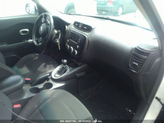 KNDJN2A25K7657128 KIA Soul Base