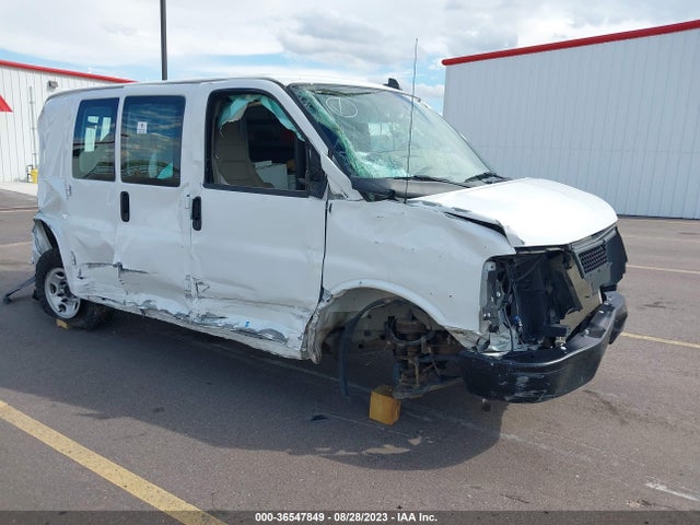 Chevrolet EXPRESS CARGO VAN 2020 1GCWGAFP0L1277181 Image 1