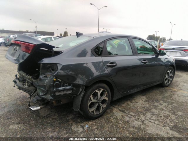 3KPF24AD9ME306561 KIA Forte Lxs