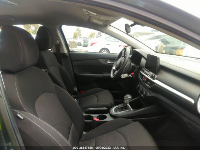 3KPF24AD9ME306561 KIA Forte Lxs