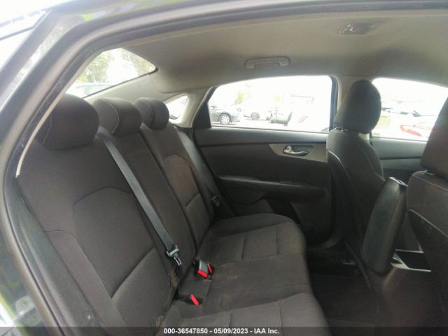 3KPF24AD9ME306561 KIA Forte Lxs