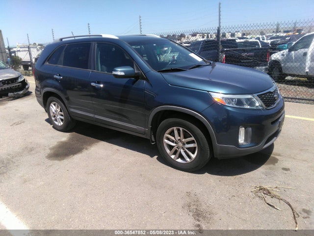 KIA SORENTO LX 2015 5XYKT4A63FG582057 Image 1