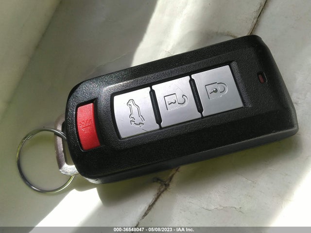 JA4AD3A30LZ033111 Mitsubishi Outlander Se/sel/le/sp