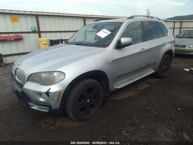 2009 BMW X5 48I VIN: 5UXFE835X9L169065