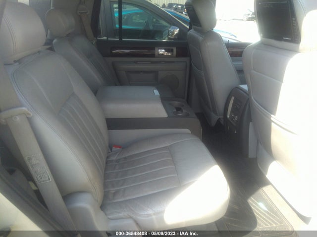 2004 LINCOLN NAVIGATOR LUXURY/ULTIMATE VIN: 5LMFU28R74LJ11090