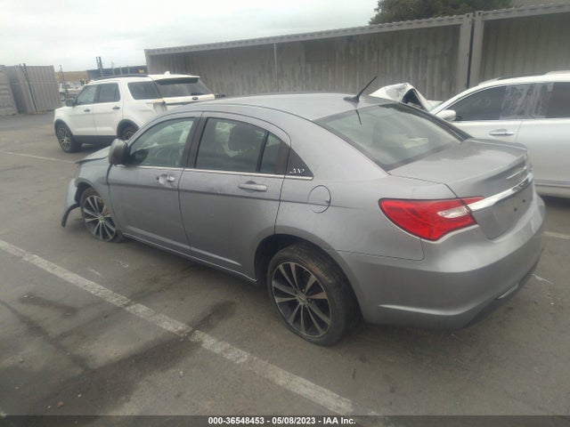 1C3CCBBB8EN178381 Chrysler 200 Touring