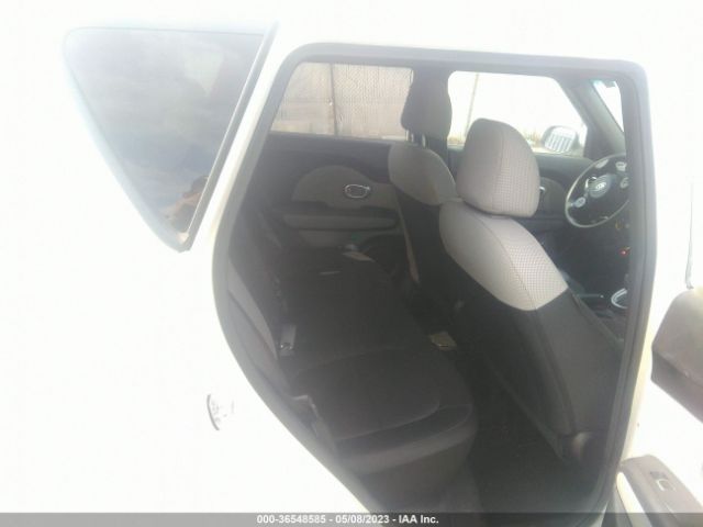KNDJN2A2XK7692134 KIA Soul Base