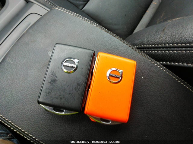 2023 Volvo XC40, VIN: YV4L12UV7P2945695