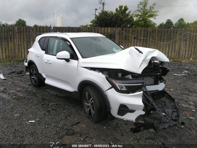 2023 Volvo XC40, VIN: YV4L12UV7P2945695