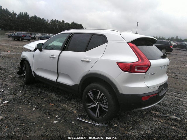 2023 Volvo XC40, VIN: YV4L12UV7P2945695