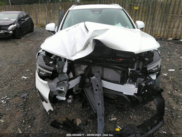 2023 Volvo XC40, VIN: YV4L12UV7P2945695