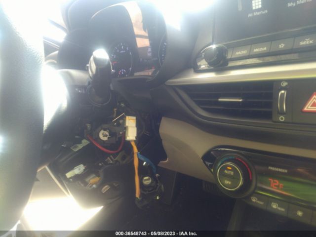 3KPF24ADXKE077675 KIA Forte Lxs