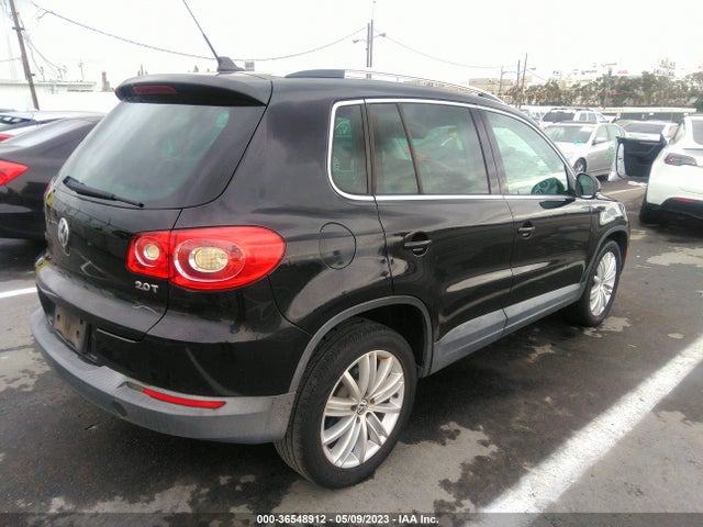 2010 VOLKSWAGEN TIGUAN WOLFSBURG VIN: WVGAV7AX4AW003052