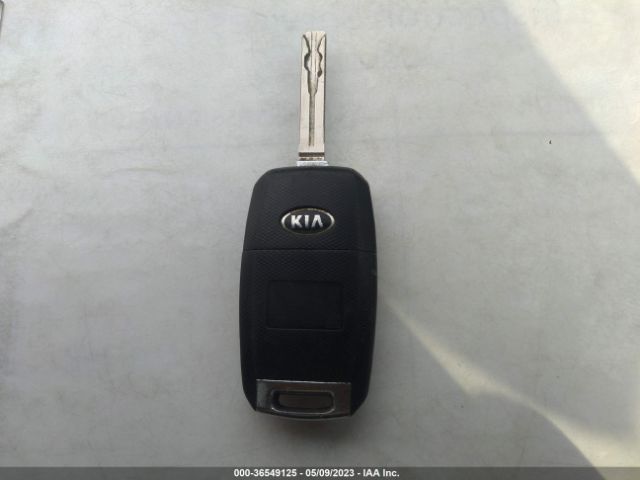 KNDPM3AC0H7053555 KIA Sportage Lx