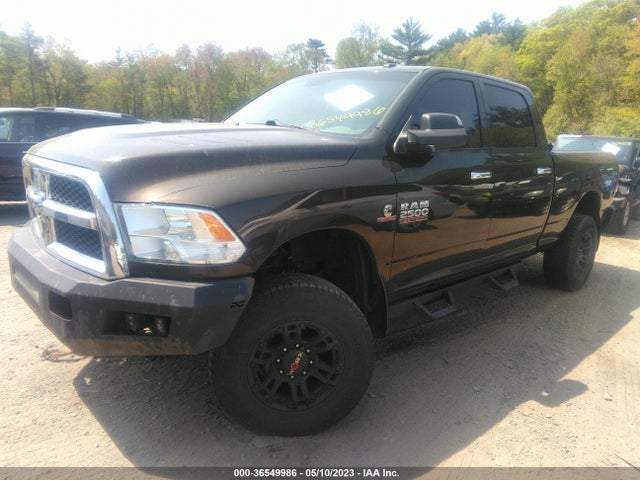 2013 RAM 2500 SLT VIN: 3C6UR5DL3DG560371