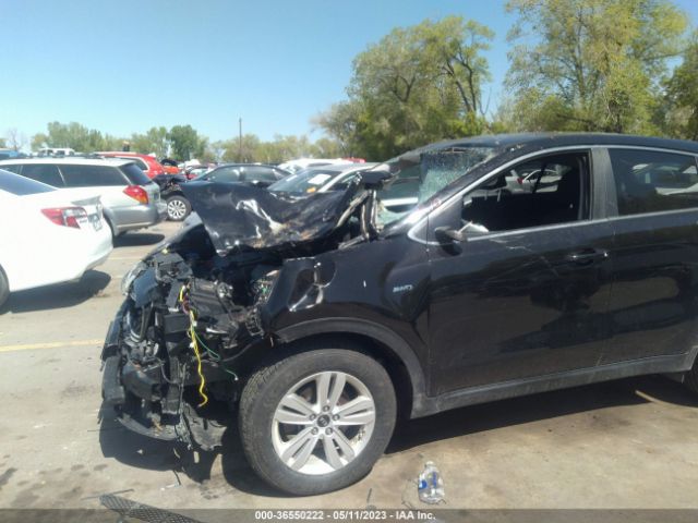 KNDPMCAC5J7386856 KIA Sportage Lx
